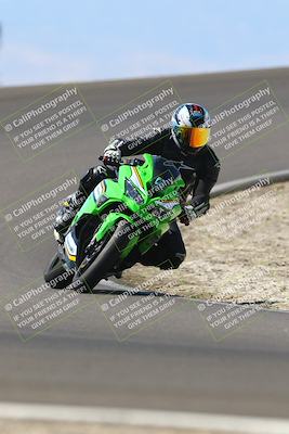 media/Sep-21-2025-TrackDaz (Sun) [[277c75b276]]/B Group/1220pm (Turn 2)/